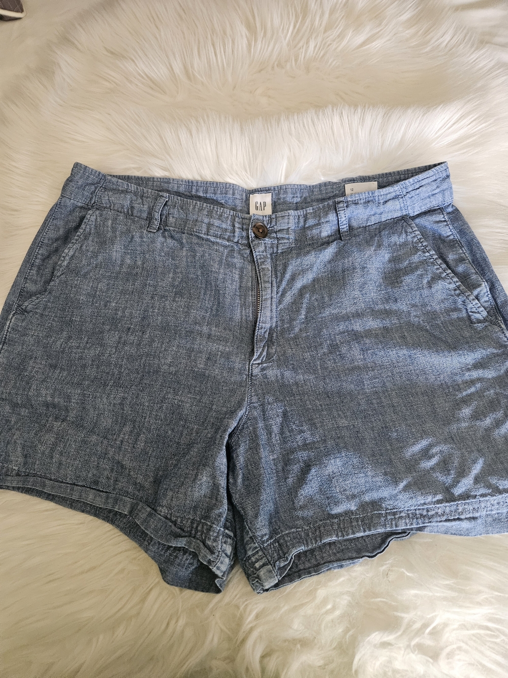 GAP Women's Light Blue Chambray Shorts